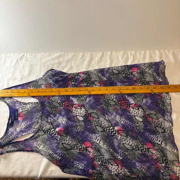 Miley Cyrus Max Azria Womens Razorback Tank Top Sz XS Snake Purple Gray Sheer - Picture 5 of 6